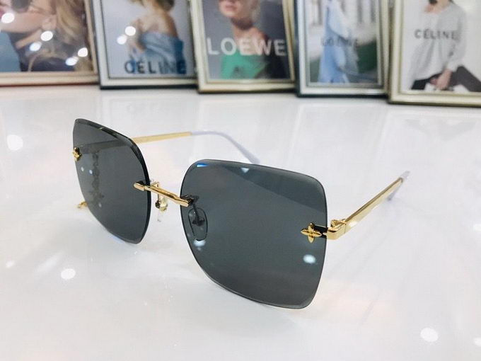 Louis Vuitton Sunglasses ID:20230516-275